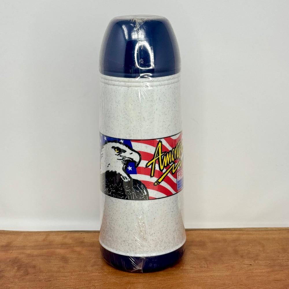 New Vintage Aladdin 1Qt Vacuum Thermos Patriotic Eagle Flag USA Freedom Valu